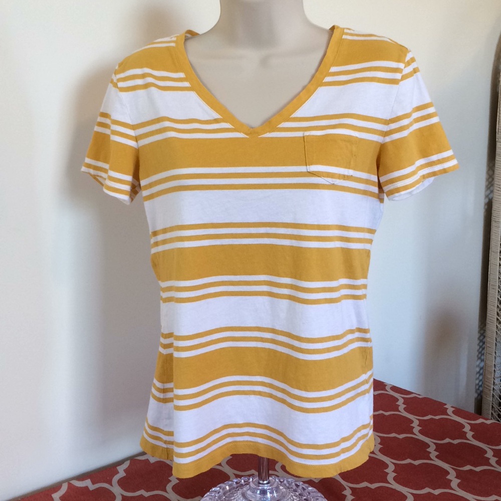 Bundle only Ann Taylor LOFT pocket T white small